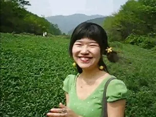 საშუალო მასწავლებელი აყალიბებს მოსწავლის ფანტაზიებს