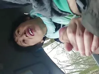 აზიელი გოგოები რიგრიგობით იძირებიან